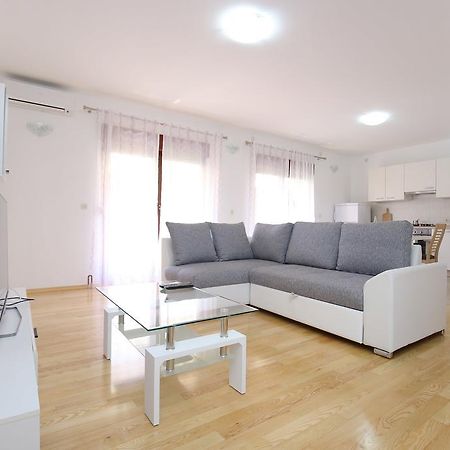Apartment Borik Beach 86 Zadar Bagian luar foto