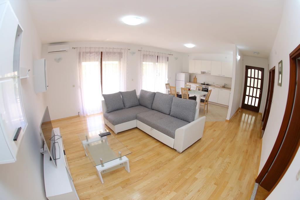 Apartment Borik Beach 86 Zadar Bagian luar foto