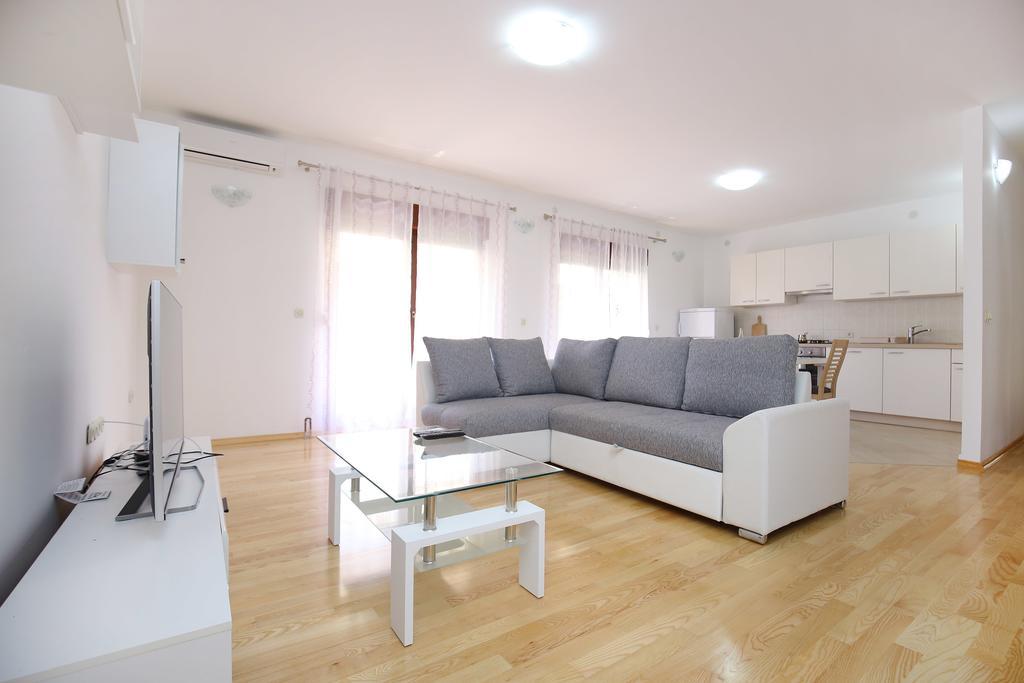 Apartment Borik Beach 86 Zadar Bagian luar foto